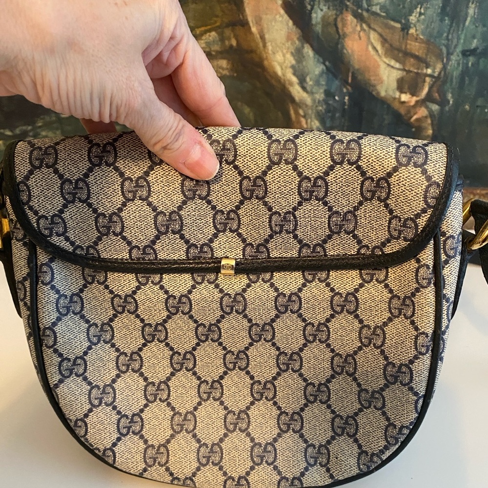 Vintage Gucci Saddlebag-style handbag, Navy & Beige - Picture 6 of 13